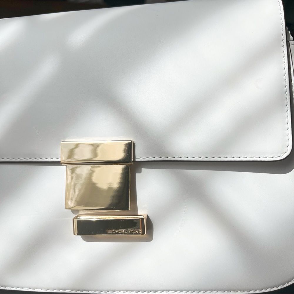 NWT Madelyn Large Convertible Two-way wear Shoulder Bag, Optic White handbag - Picture 13 of 13